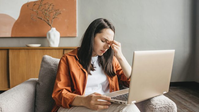 Online Terapi mi Yüz Yüze Terapi mi Daha Etkili? Online Terapi mi Yüz Yüze Terapi mi Daha Etkili?