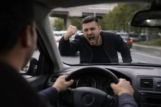 İstanbul Trafiğinde Psikolojimizi Nasıl Sağlam Tutarız